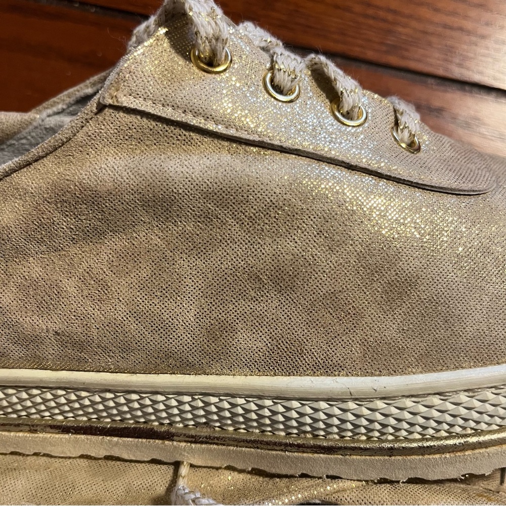 Stuart Weitzman Gold Metallic Animal Print  Sneakers-holiday Christmas NWOT - Picture 3 of 5